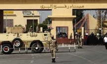 مصر تواصل فتح معبر رفح لليوم الثاني