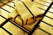 الذهب يوسع من خسائره بعد بيانات تقرير الوظائف الأمريكي