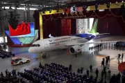 طائرة ركاب صينية جديدة لمنافسة إيرباص وبوينغ
