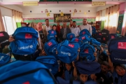 بنك فلسطين يقدم 10 آلاف حقيبة وزي وأحذية لطلاب المدارس في قطاع غزة ...