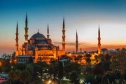 انخفاض إيرادات السياحة في تركيا 27.2% في الربع/4