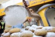 مصر تستهلك أكثر من 3 ملايين طن من السكر سنويا