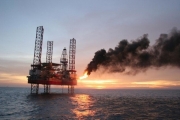 النفط يهبط أكثر من 3 %.. "برنت" عند 37.5 دولارا و "الأمريكي" 34.6 ...