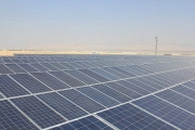 السلطة تمنح رخصة لأول محطة للطاقة الشمسية في الضفة