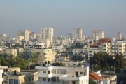 اقامة سكان الضفة في قطاع غزة ...