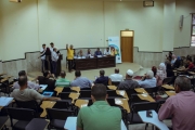 جلسة مساءلة قانونية حول الرقابة على المبيدات الزراعية في مدينة طولكرم