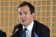 وزير المالية البريطاني: تكلفة قصف سوريا بضع عشرات الملايين من الجنيهات الاسترليني