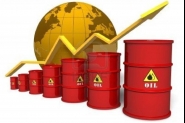 أسعار النفط ترتفع مع تراجع إنتاج فنزويلا