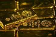الذهب يتراجع إلى 1317.46 دولار للأوقية مع صعود الأ ...