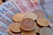 تبني العملة الأوروبية الموحدة أضاف لألمانيا 1.9 تر ...