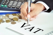تأثيرات الضريبة على القيمة المضافة في دول مجلس الت ...