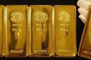 سعر الذهب يستقر قرب أدنى مستوياته في أكثر من أسبوع