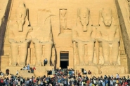 السياحة المصرية تتعافى لتحقق 15% من الناتج الإجمال ...