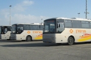 بدء تحصين 300 محطة حافلات في القدس