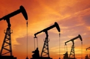 النفط يرتفع بدعم احتمال تمديد أوبك لاتفاق خفض الإن ...