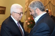 حماس تتقدم على عباس في استطلاع للرأي