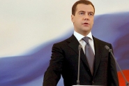 ميدفيديف يتوقع وصول قروض موازنة روسيا لنحو تريليون ...