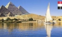 مصر في عهد السيسي: تحديات الاستقـرار والاستثمار