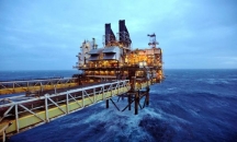 أسعار النفط تهبط بعد توقعات «الطاقة الدولية» للطلب ...