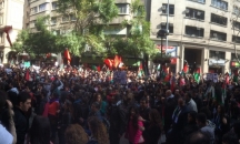 اكثر من عشرة آلاف في مظاهرة للتضامن مع شعب فلسطين ...