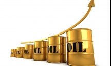 أسعار النفط ترتفع في اخر جلسة من العام 2015