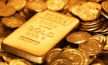 انخفاض منتظر للذهب بعد قوة أداء الدولار الأمريكي