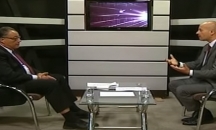 نائب رئيس البنك الدولي حافظ غانم خلال مقابلة مع رئ ...