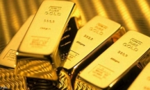 الذهب مستقر والدولار يتراجع