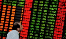 انهيار الأسواق الآسيوية بسبب التوترات السعودية الإ ...