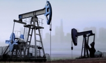 النفط يهبط 2% بفعل مخاوف بشأن الطلب غطت على تخفيضا ...