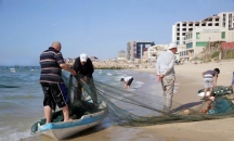 الاحتلال يسمح لصيادي غزة بالابحار في 9 أميال لـ15 ...