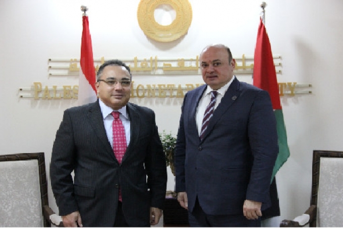 محافظ سلطة النقد يستقبل سفير جمهورية مصر العربية