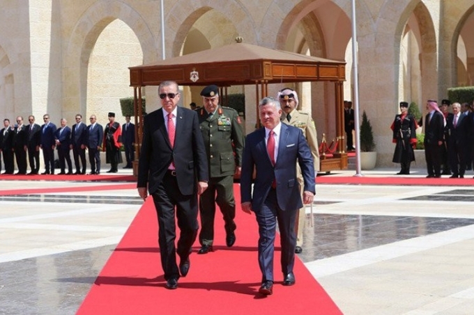 أردوغان والملك عبدالله يبحثان اتفاقية التجارة الحرة