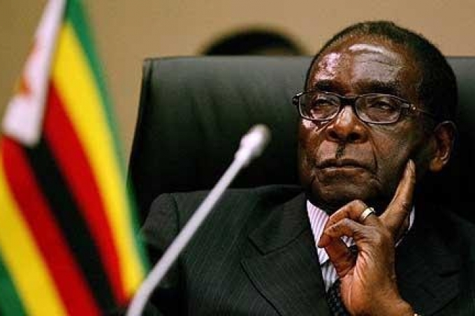 الرئيس الزمبابوي موغابي يهاجم الدول التي تدعي الديمقراطية جراء صمتها على جرائم العدوان الإسرائيلي !!