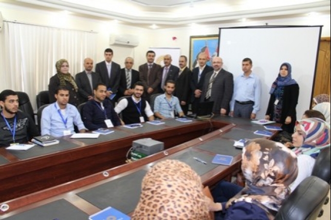سلطة النقد تفتتح ثاني برنامج تدريبي لطلاب جامعتي الأزهر والإسلامية والكلية الجامعية بغزة