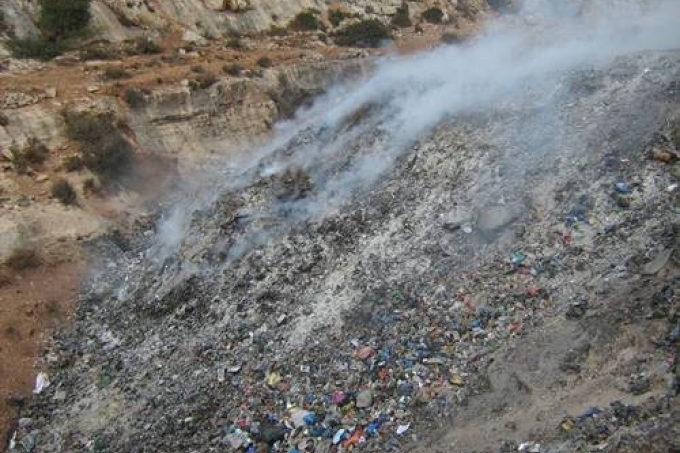 النفايات في رام الله والبيرة ترهق الهيئات المحلية والبيئة