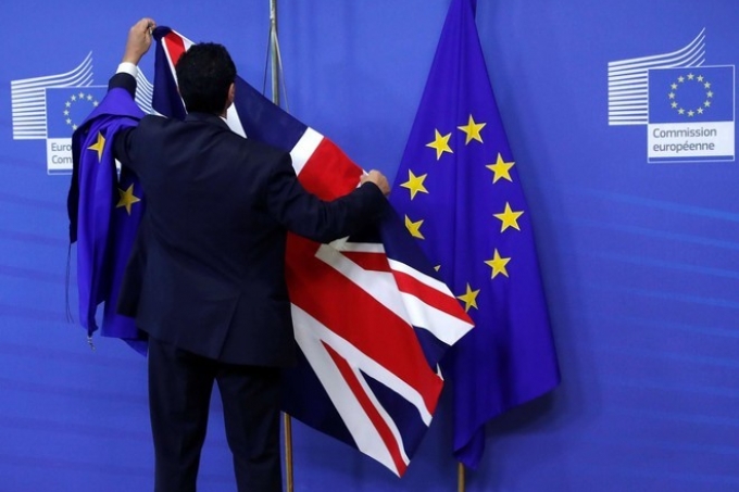 بريطانيا ستنهي قوانين الاتحاد الأوروبي لحرية التنقل بعد البركست