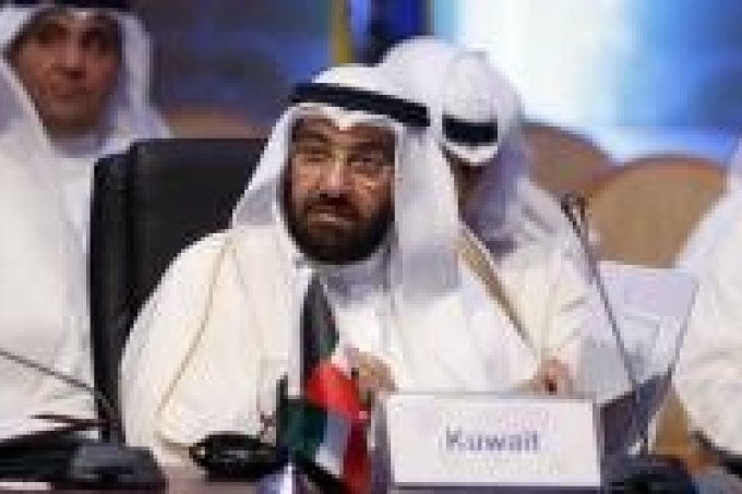 وزير النفط الكويتي: هبوط الأسعار سببه فائض الانتاج وتراجع الاقتصاد العالمي