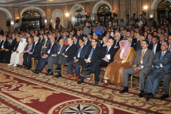 رئيس الحكومة اللبنانية يفتتح &quot;منتدى الاقتصاد العربي&quot; بدورته الـ 22 بحضور 600 مشارك من 14 دولة
